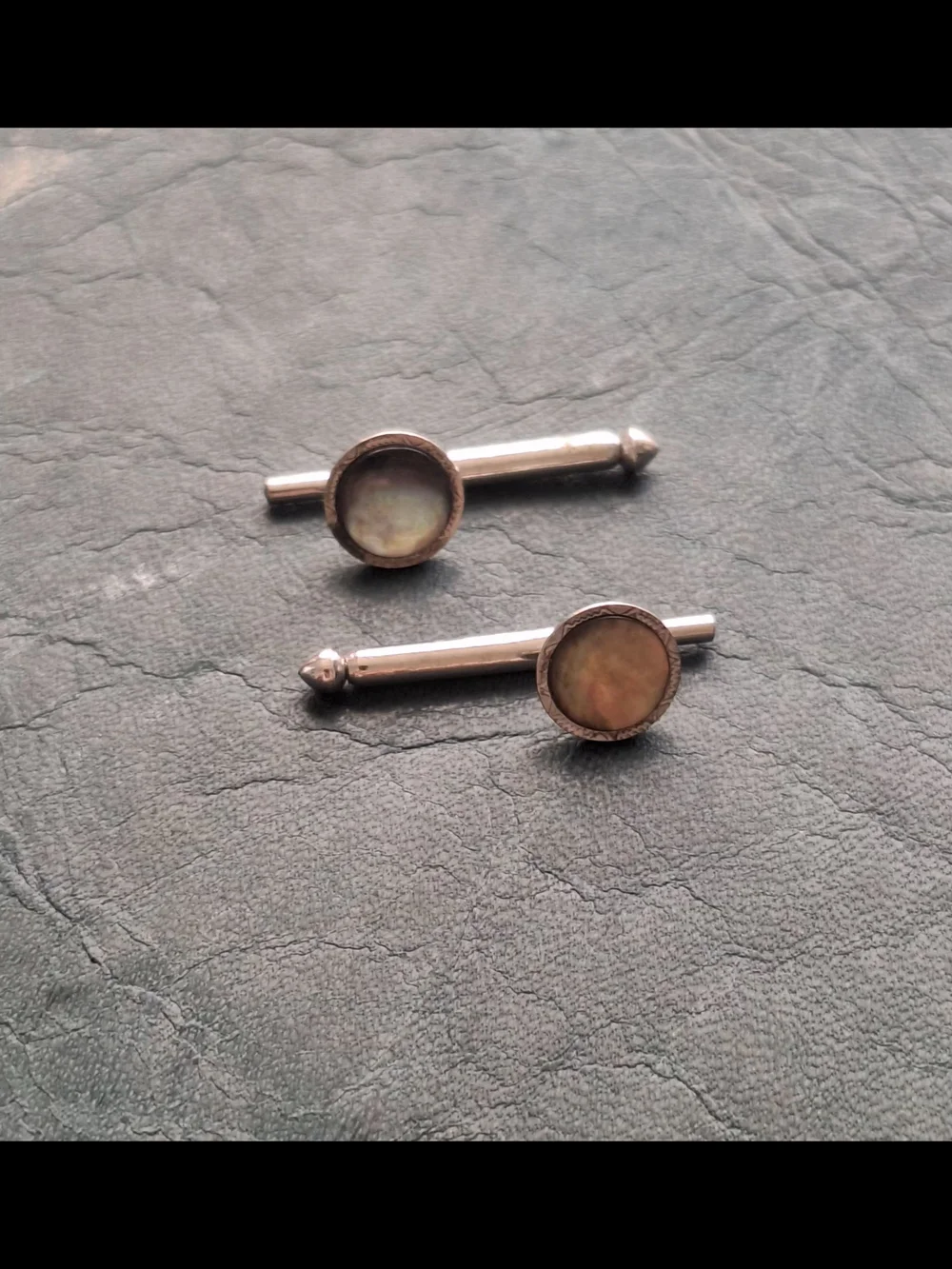 Vintage Silver-Tone Cufflinks with Iridescent Mother of Pearl Cuff Links